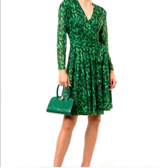 Marchesa Notte Emerald Dress Marchesa Notte Rent Cocktail Dress Marchesa  Notte Green Lace Party